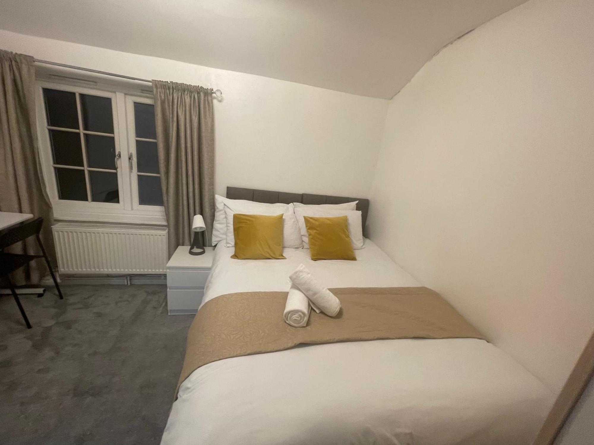 Tooting Lodge London - Cosy 2 Bedroom House With Garden, 5 Mins Walk To Tube Station エクステリア 写真