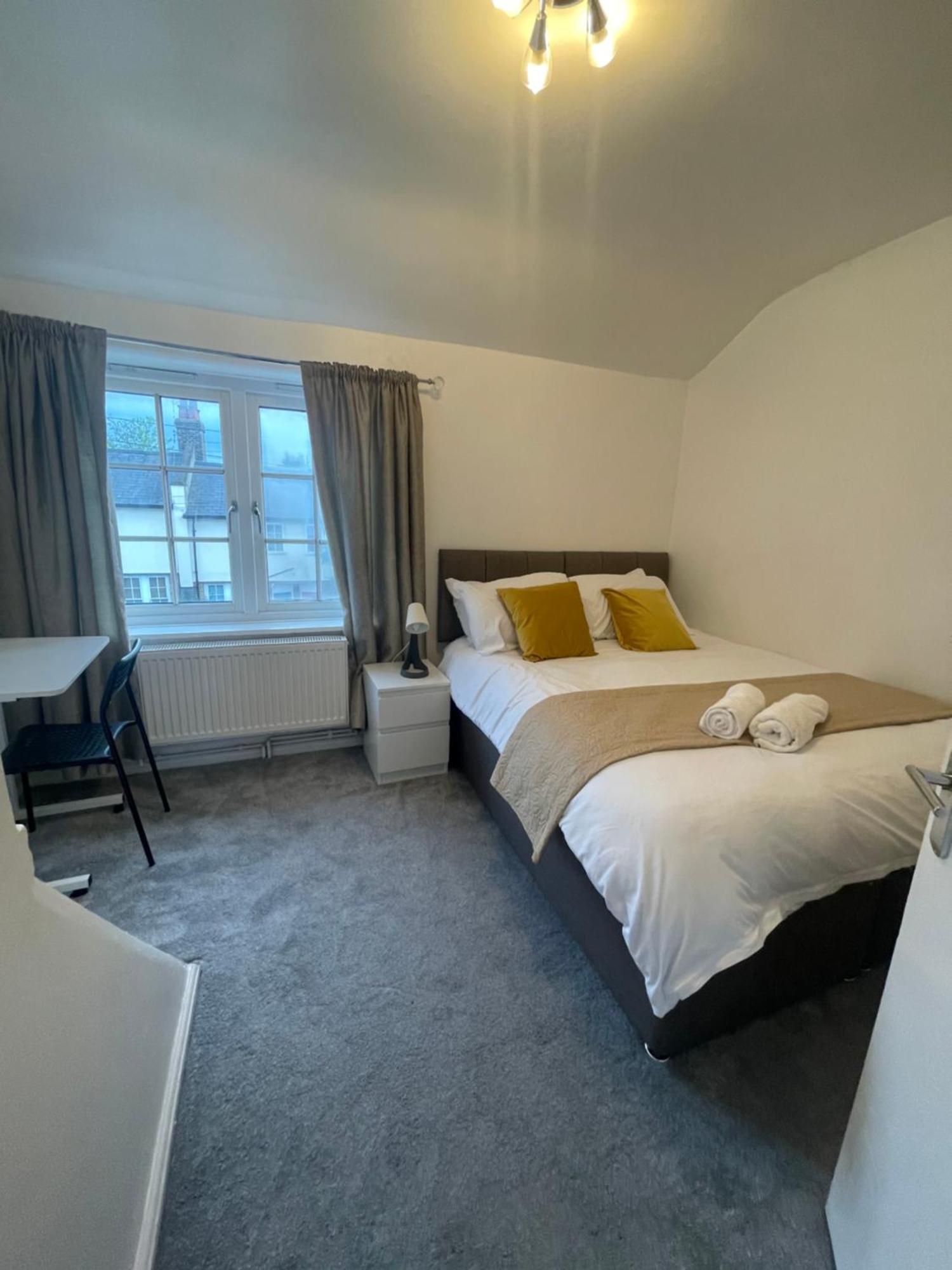 Tooting Lodge London - Cosy 2 Bedroom House With Garden, 5 Mins Walk To Tube Station エクステリア 写真