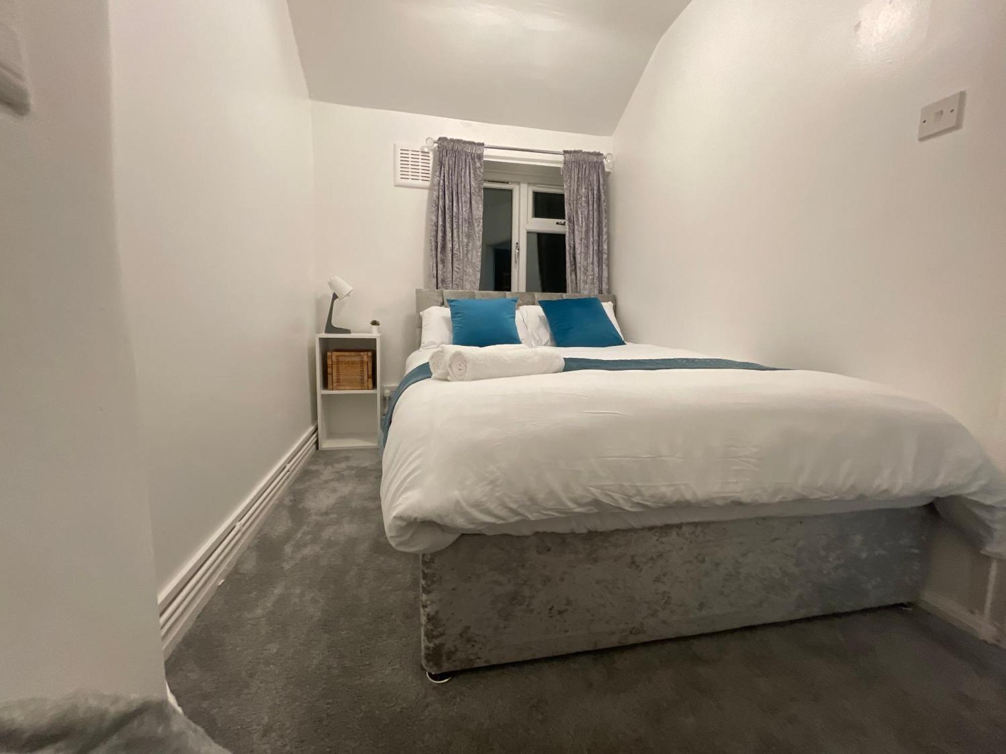 Tooting Lodge London - Cosy 2 Bedroom House With Garden, 5 Mins Walk To Tube Station エクステリア 写真